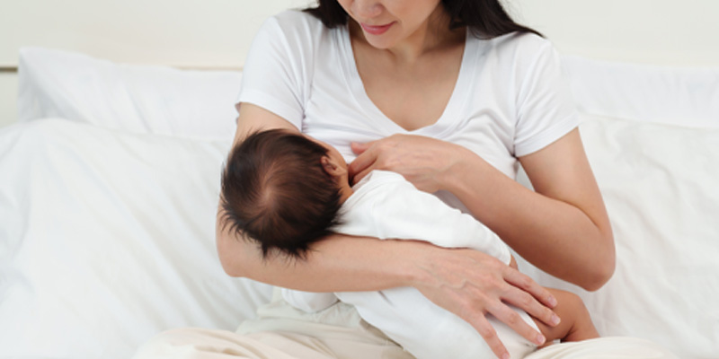授乳後にバストボリュームが変化するイメージ