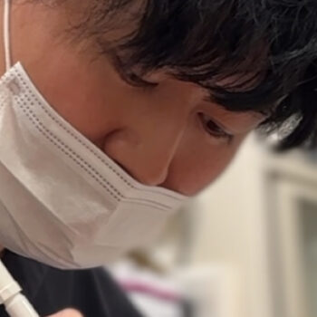 ワキガ治療を行う田中医師