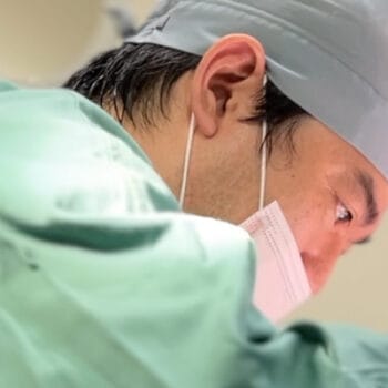 菅野医師