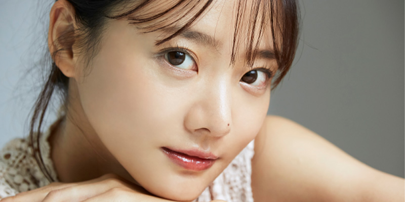 二重埋没法を受けた女性のイメージ