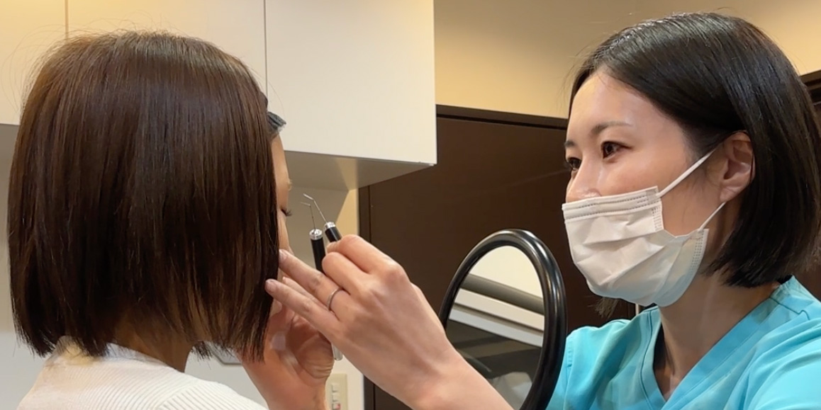 埋没法のデザインをする医師のイメージ
